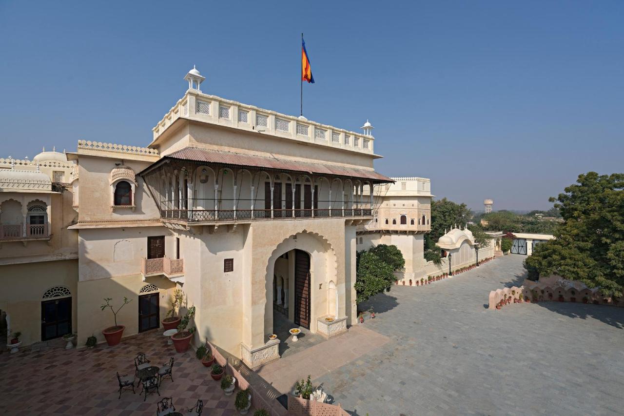 Alsisar Mahal- Heritage Hotel Exterior photo