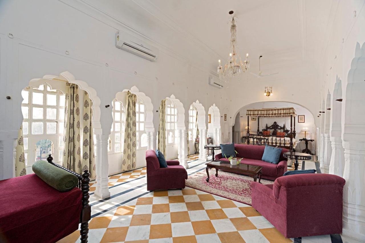 Alsisar Mahal- Heritage Hotel Exterior photo