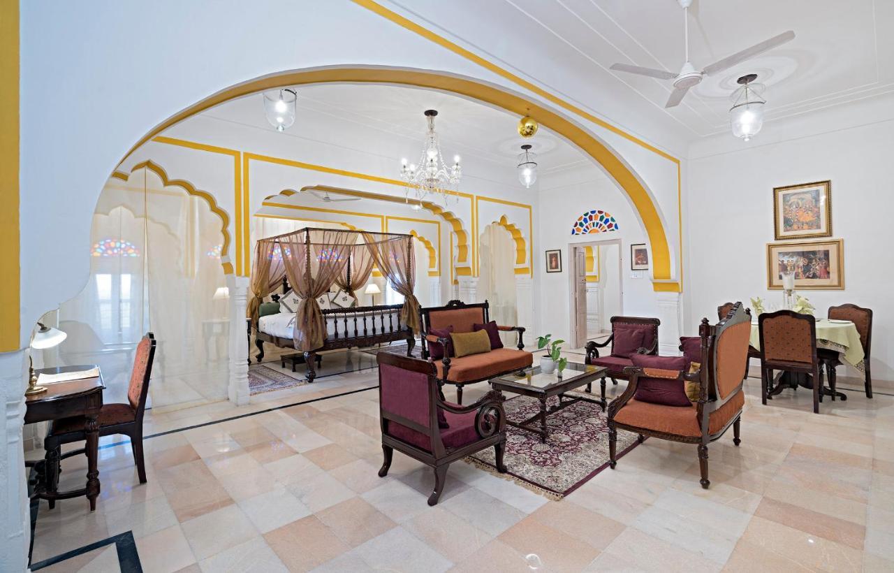 Alsisar Mahal- Heritage Hotel Exterior photo